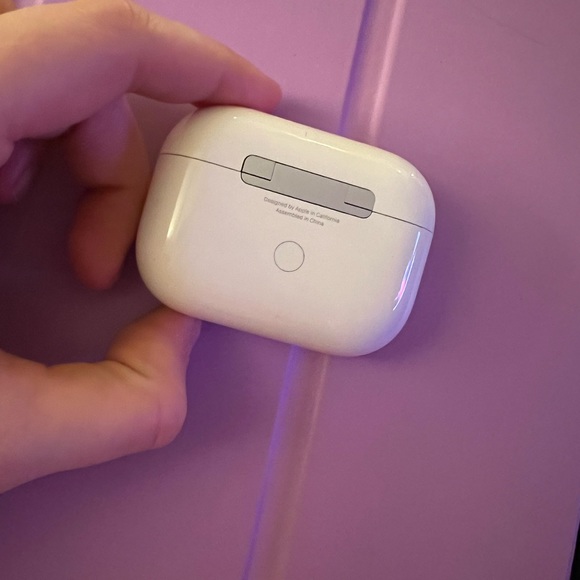 AirPod Pros - Picture 7 of 7